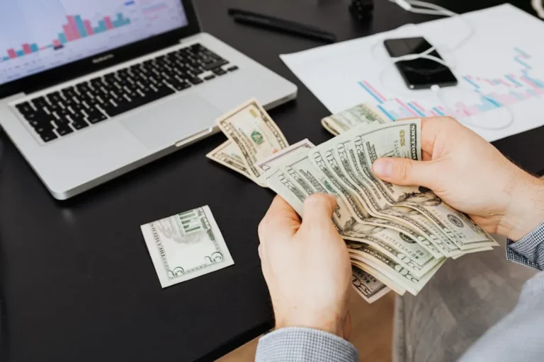 How to Turn Money Questions Into Useful Content