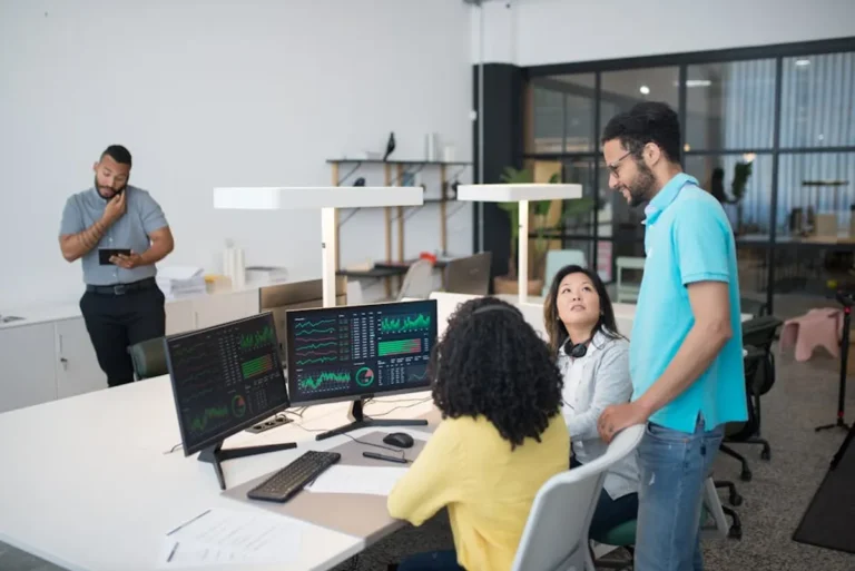 How to Turn Technology Trends Into Useful Content