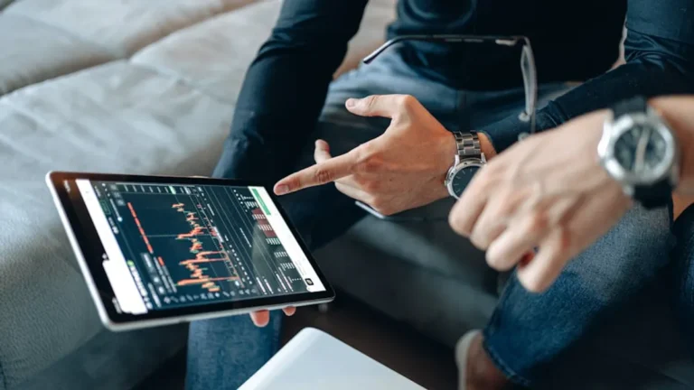 Technology Trends: Simple Guide for Readers