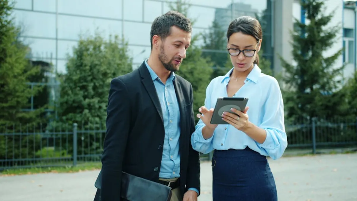 Why furtherbusiness.com Is Worth Tracking in Niche SEO Campaigns: For Trend Watchers